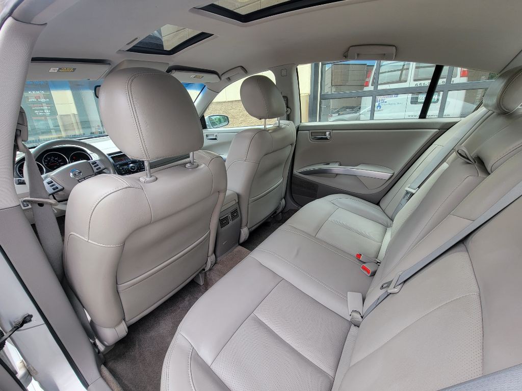 2008 Nissan Maxima Image 10