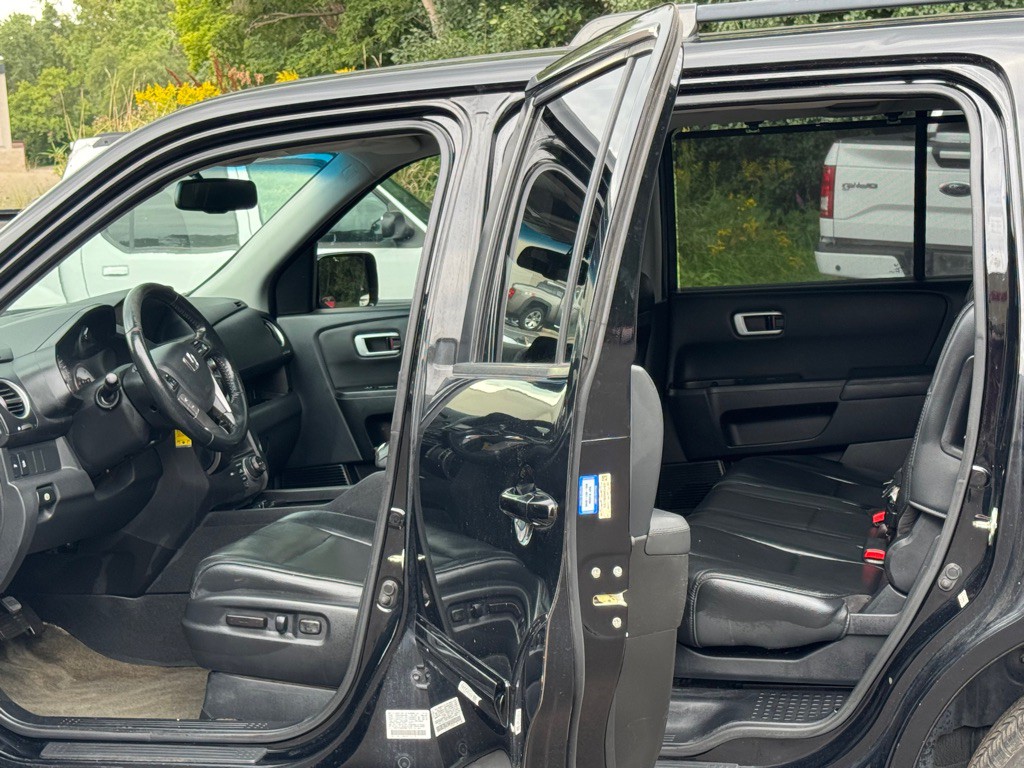2015 Honda Pilot Image 12