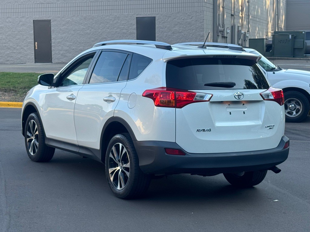 2015 Toyota Rav4 Image 11