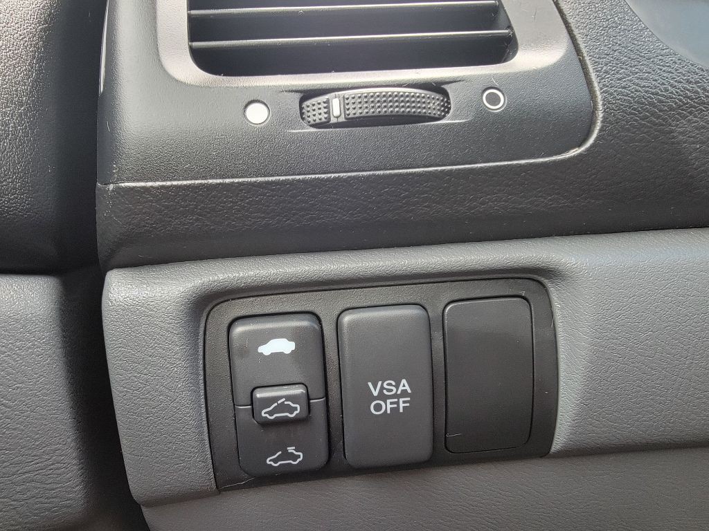 2006 Honda Accord Image 19