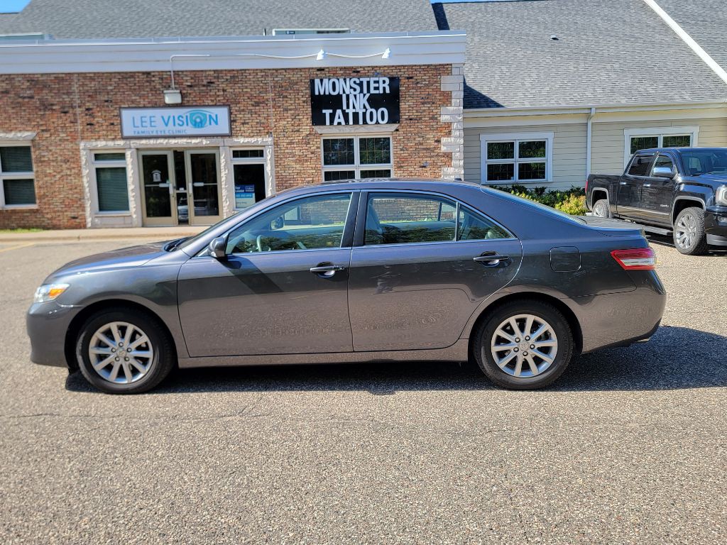2010 Toyota Camry Image 3