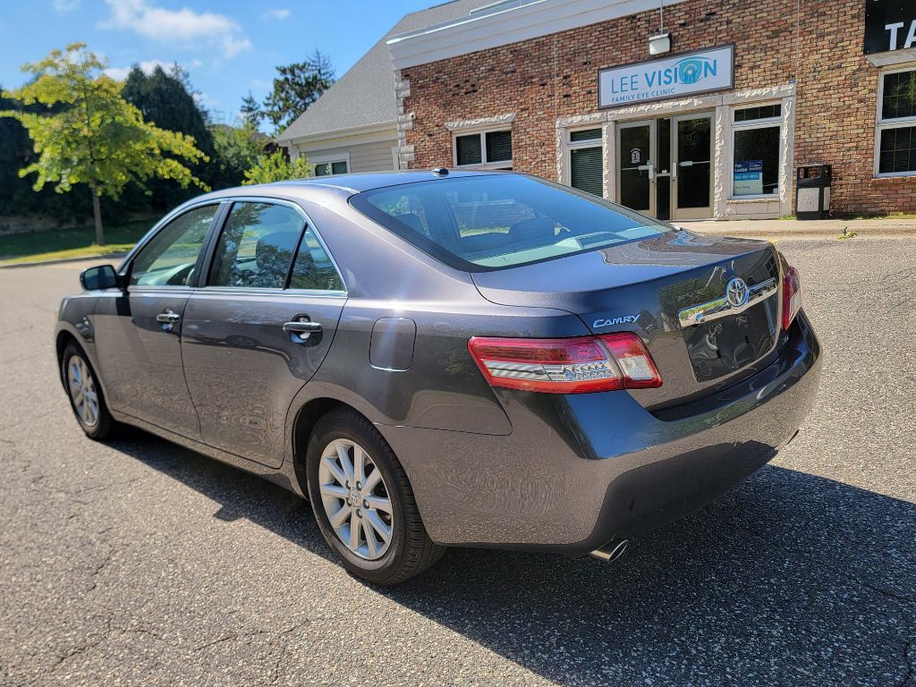 2010 Toyota Camry Image 7