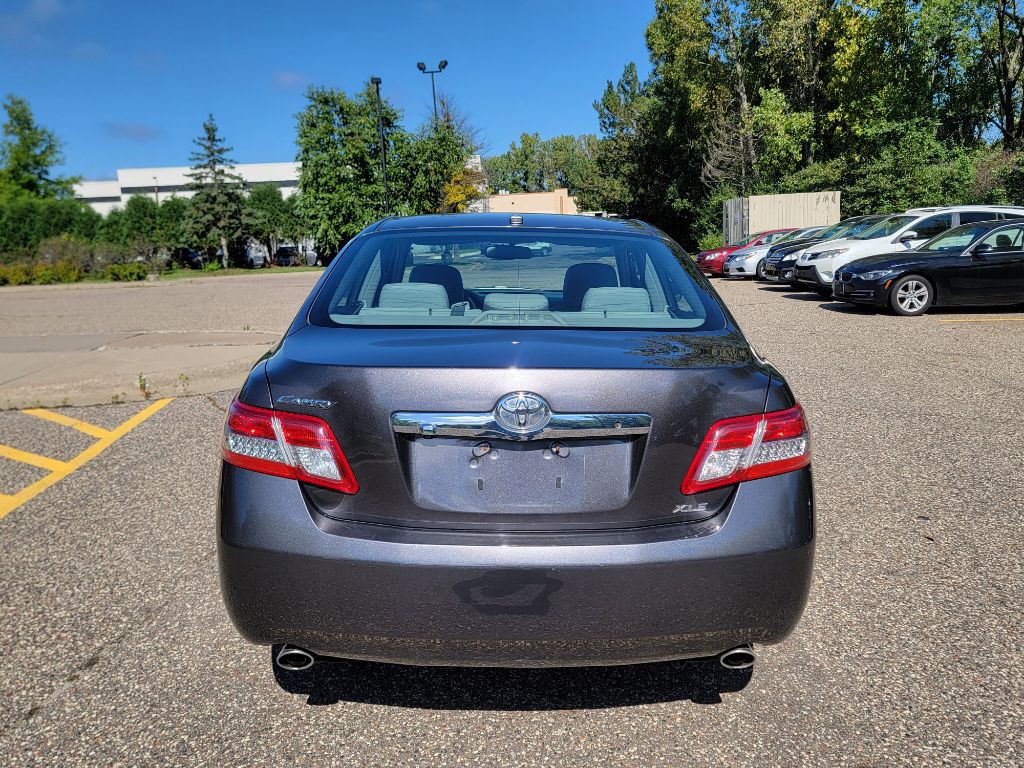 2010 Toyota Camry Image 15