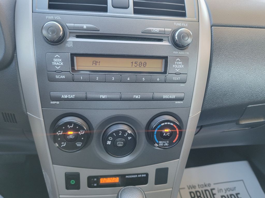 2010 Toyota Corolla Image 15
