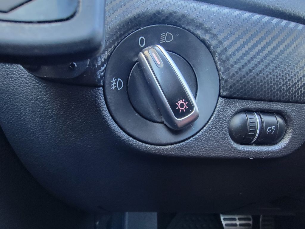 2013 Volkswagen Jetta Image 18