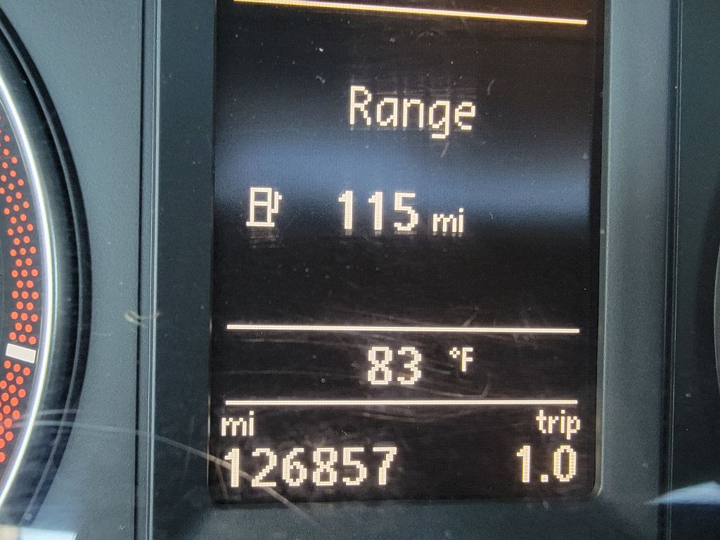 2013 Volkswagen Jetta Image 23