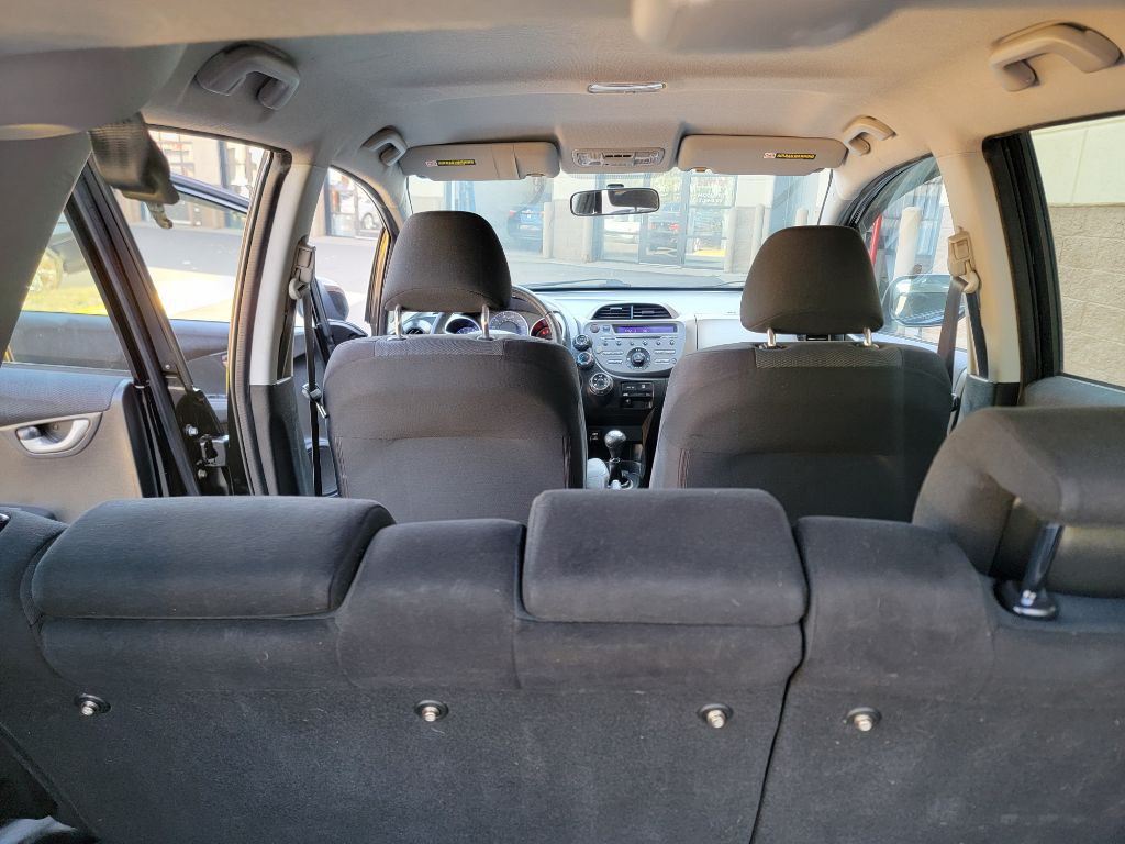 2011 Honda Fit Image 12