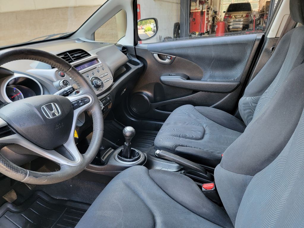 2011 Honda Fit Image 16
