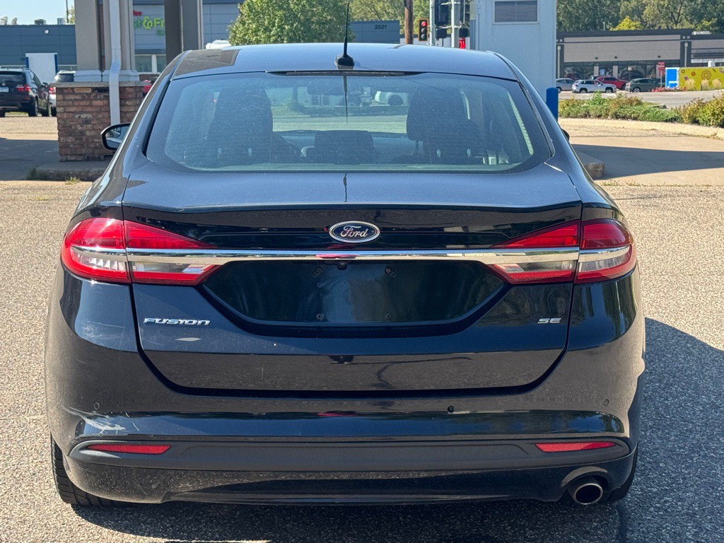 2017 Ford Fusion Image 3