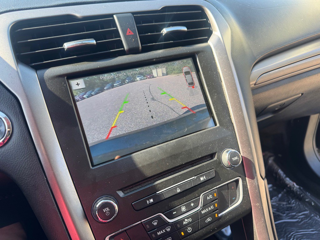 2017 Ford Fusion Image 8
