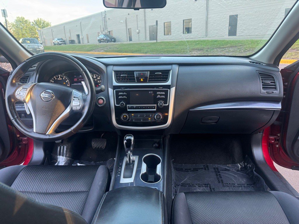 2018 Nissan Altima Image 6