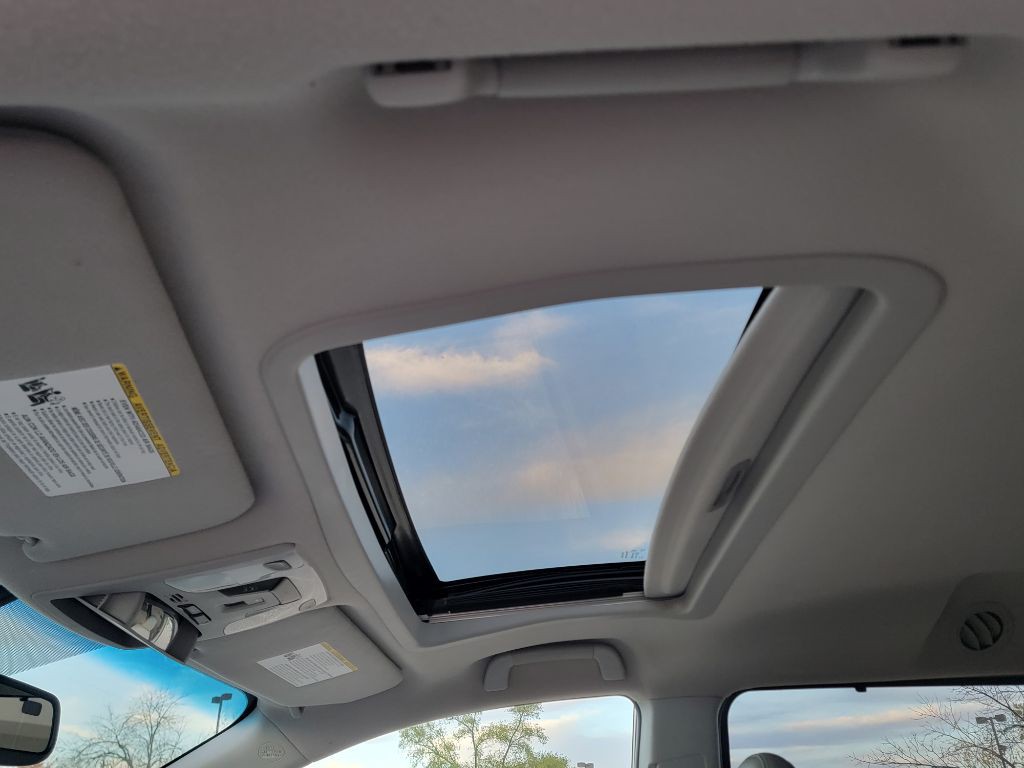 2011 Toyota Sienna Image 13