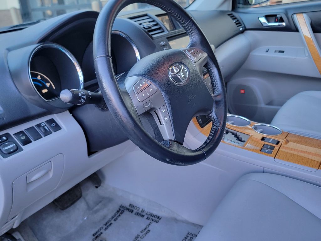 2010 Toyota Highlander Image 19
