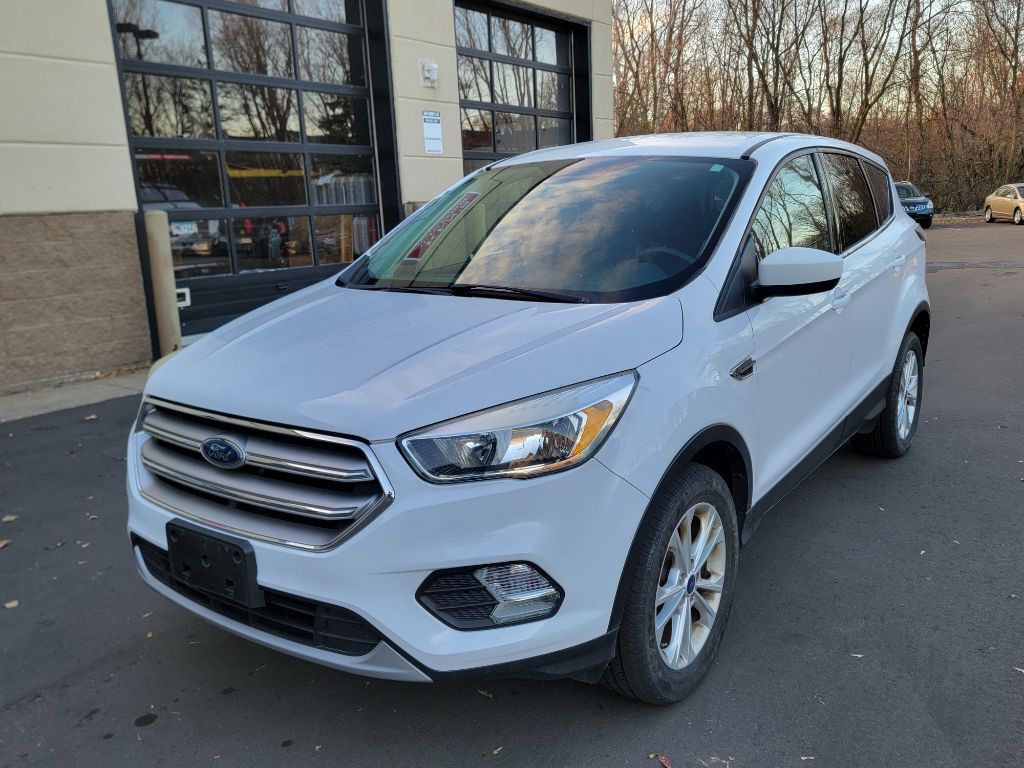 2017 Ford Escape Image 2