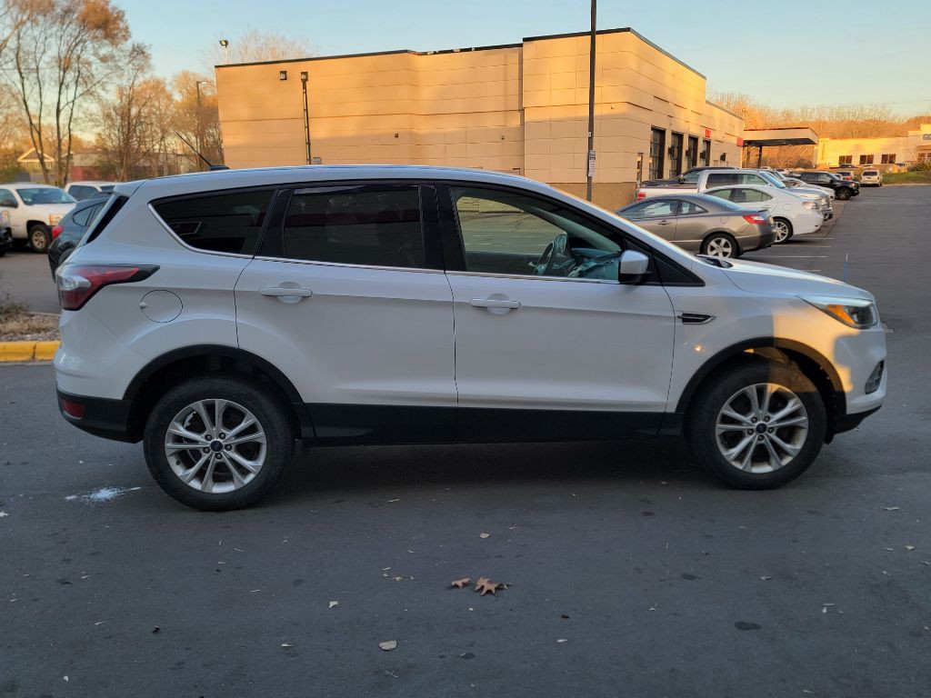2017 Ford Escape Image 5