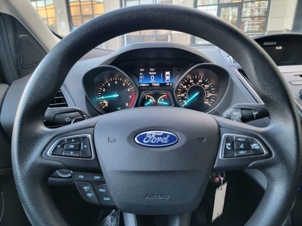 2017 Ford Escape Image 25