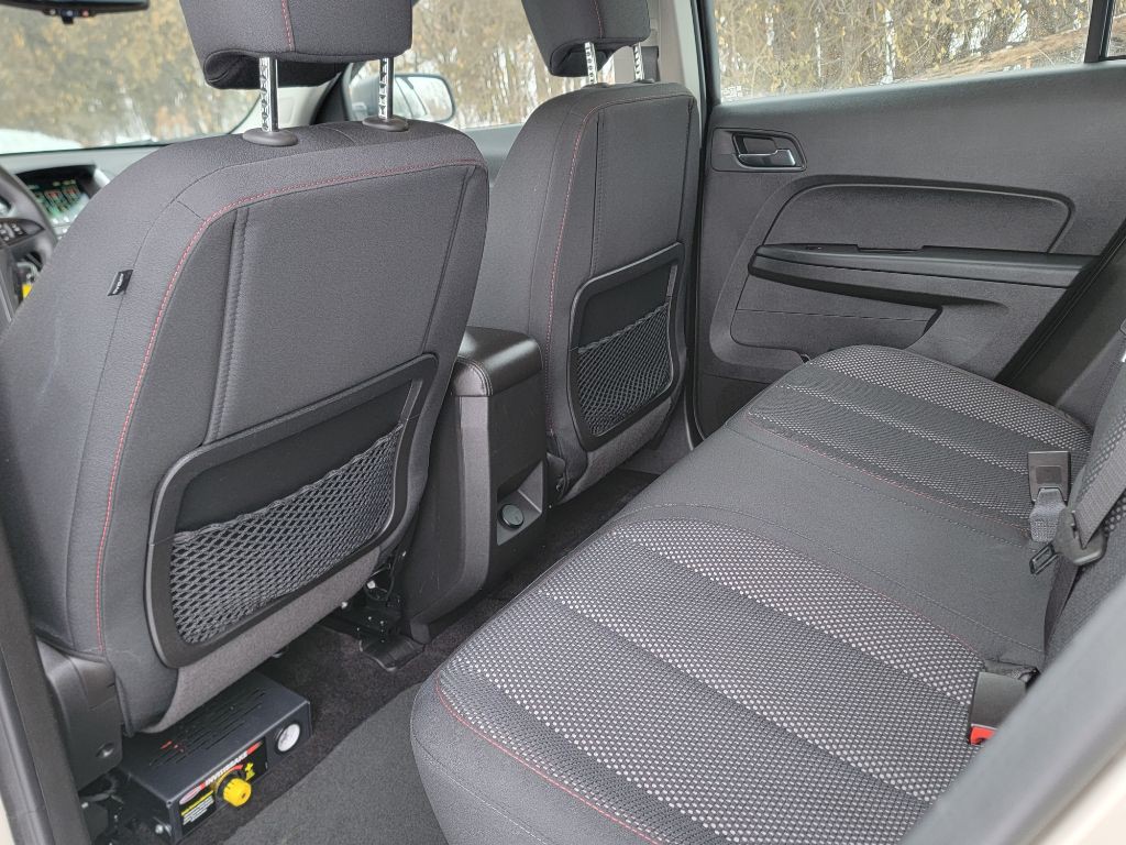 2016 Chevrolet Equinox Image 14