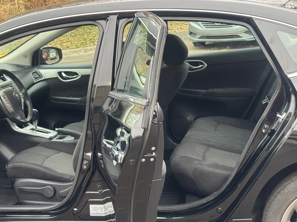 2014 Nissan Sentra Image 7