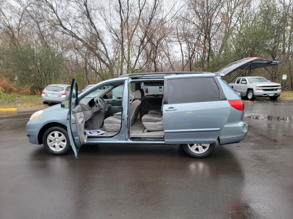 2006 Toyota Sienna Image 10