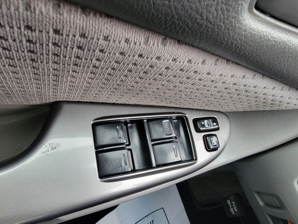 2006 Toyota Sienna Image 20