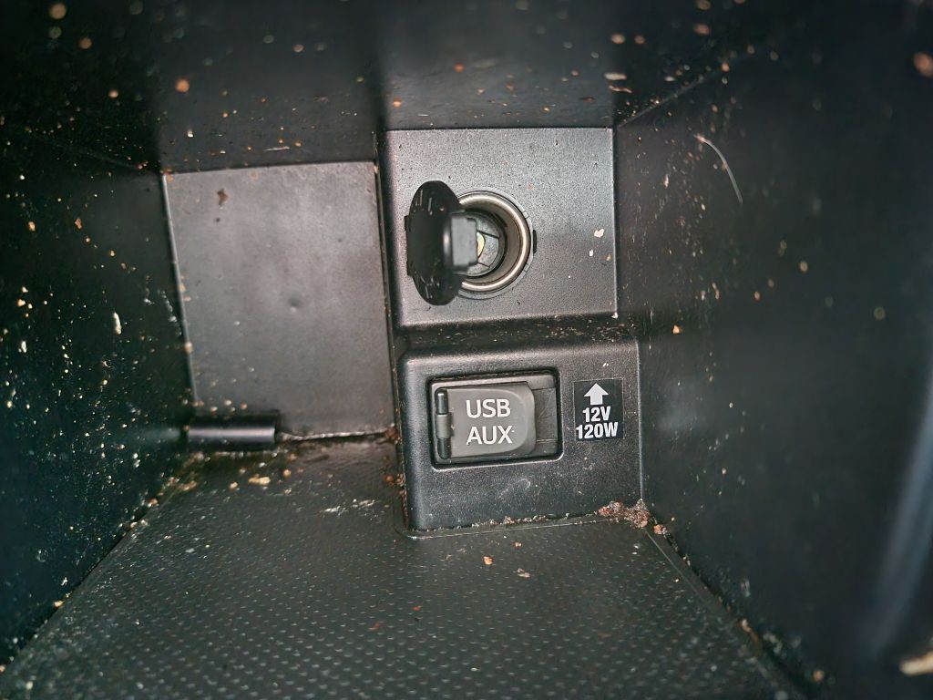 2013 Toyota Camry Image 12