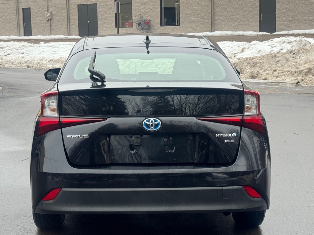 2019 Toyota Prius Image 3