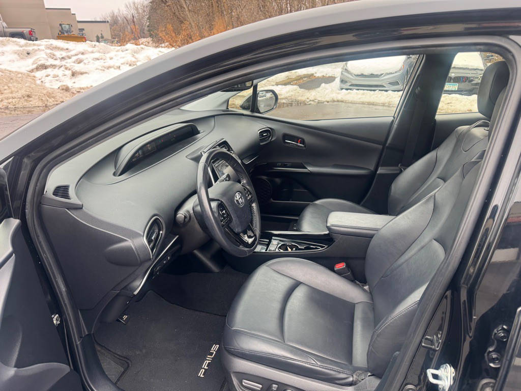 2019 Toyota Prius Image 6