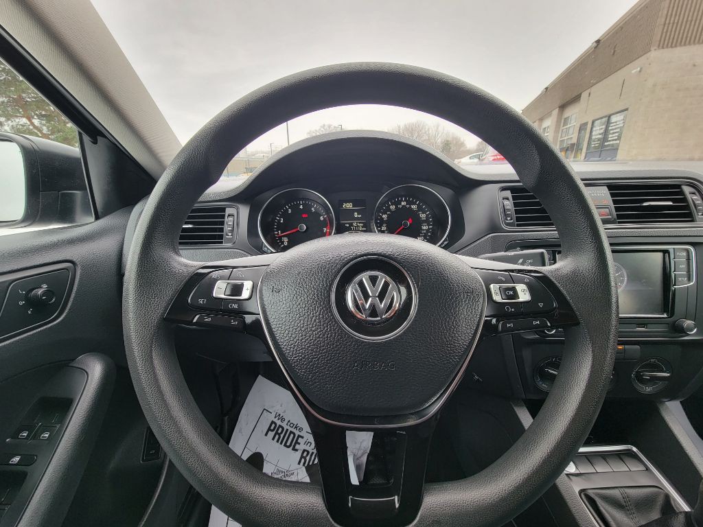 2015 Volkswagen Jetta Image 20