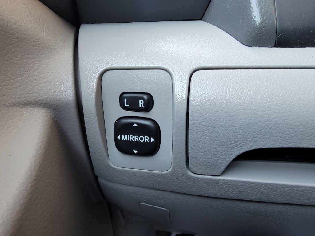 2008 Toyota Camry Image 20