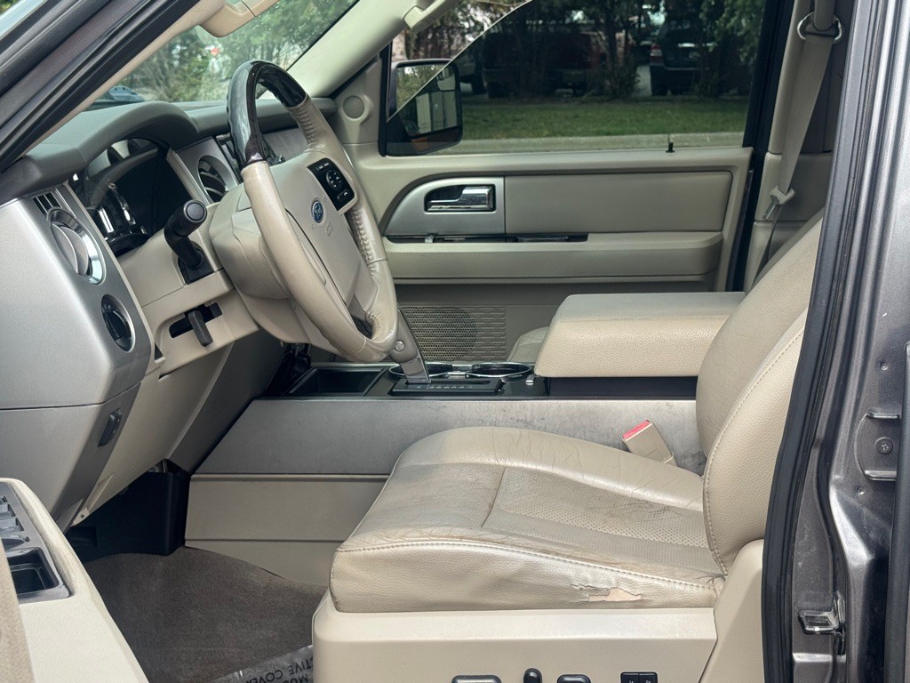 2013 Ford Expedition Image 9