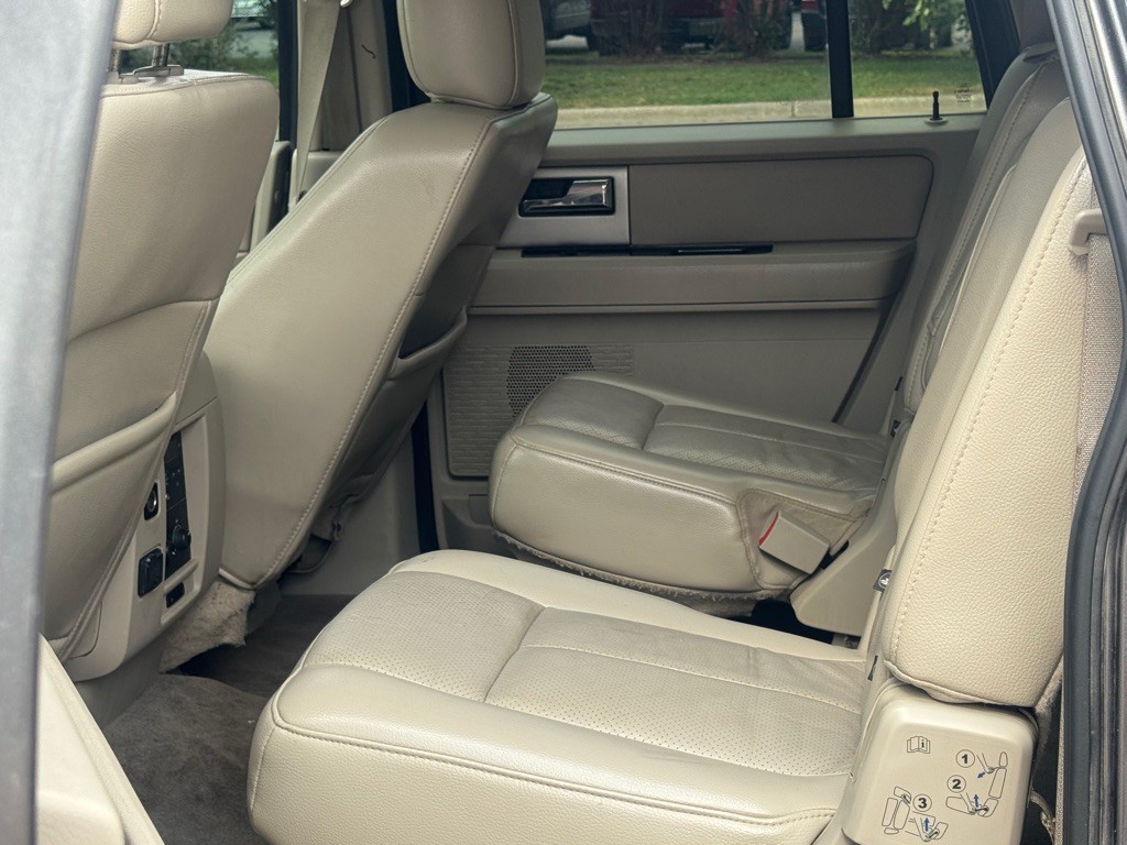 2013 Ford Expedition Image 12