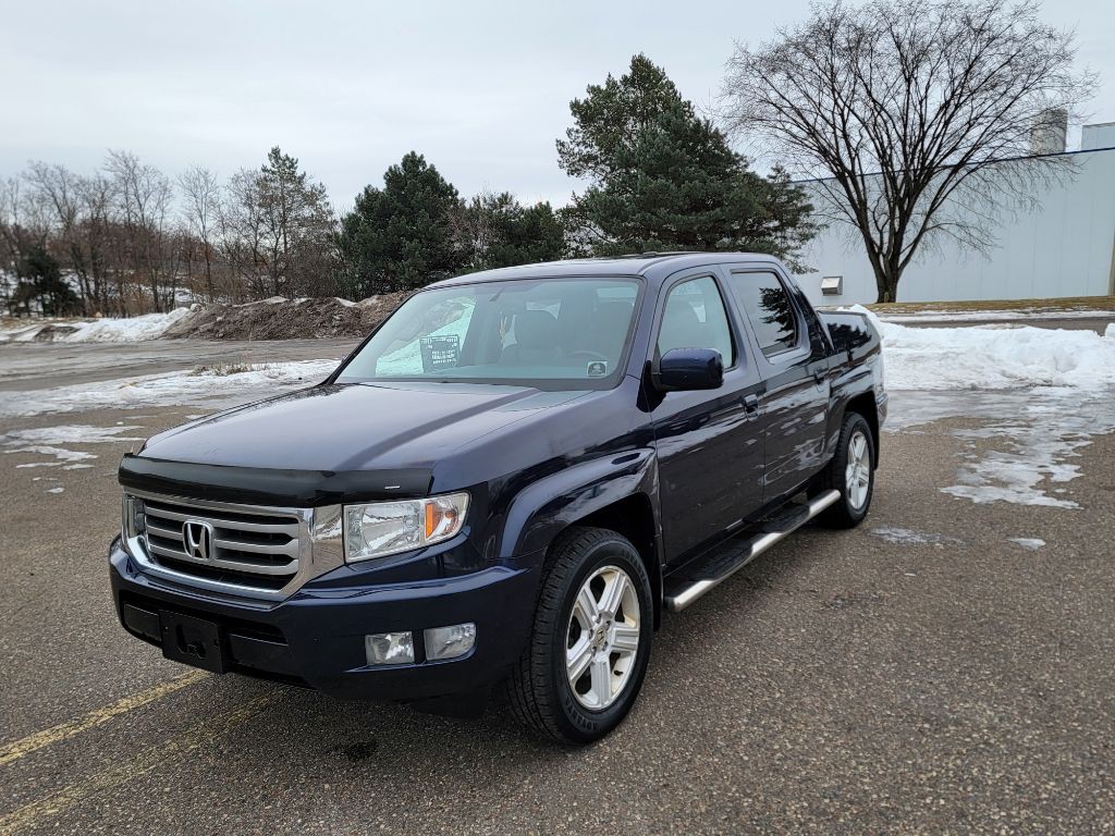 2013 Honda Ridgeline Image 2