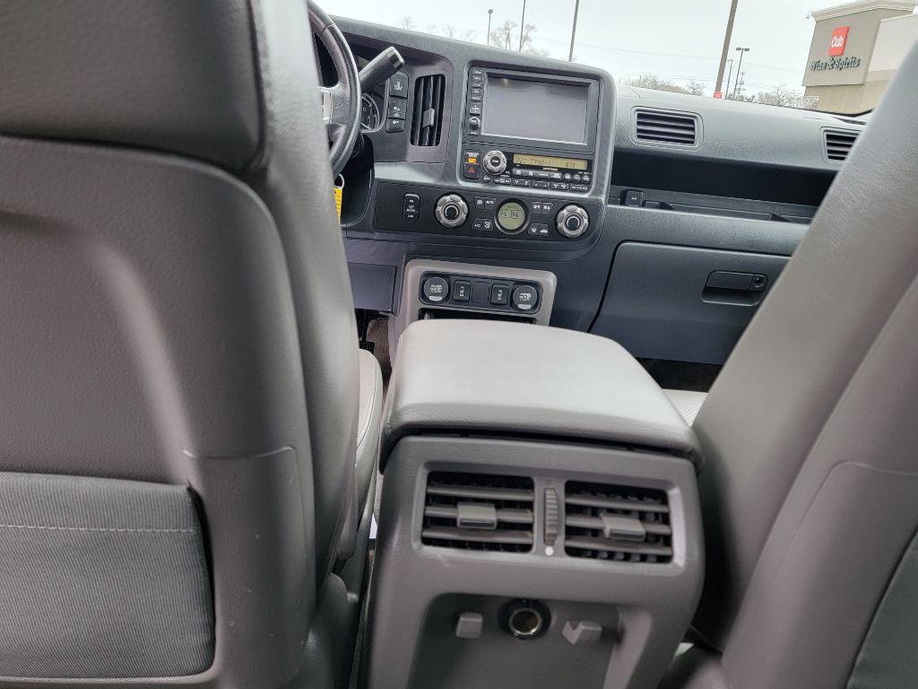2013 Honda Ridgeline Image 12