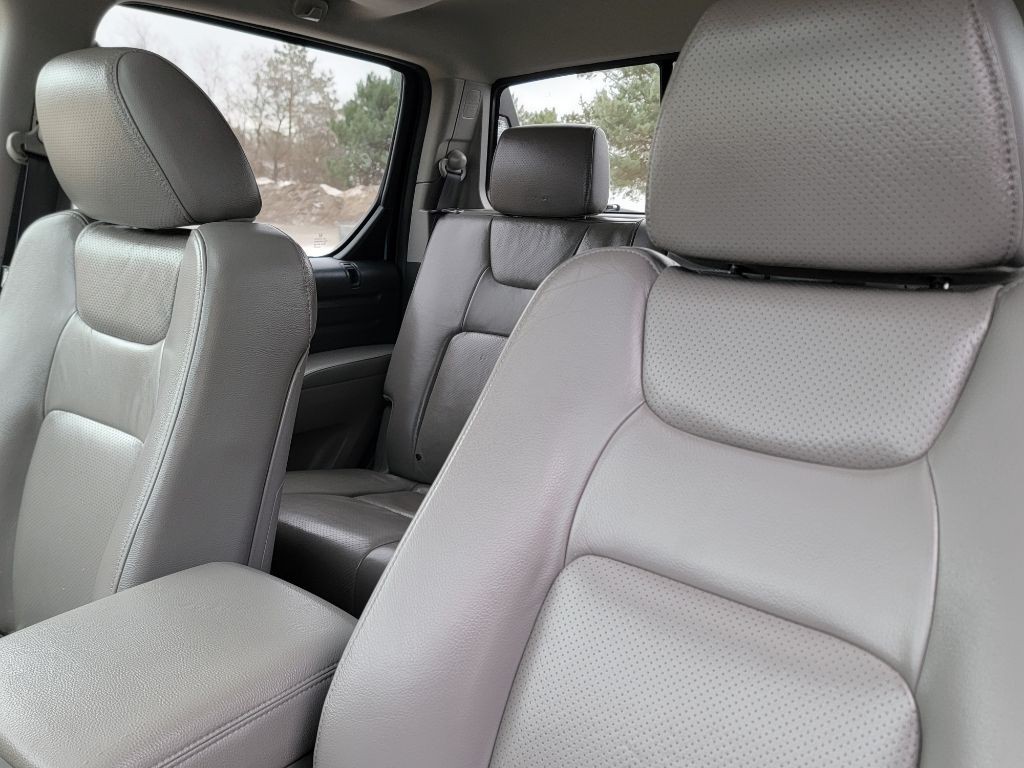 2013 Honda Ridgeline Image 13