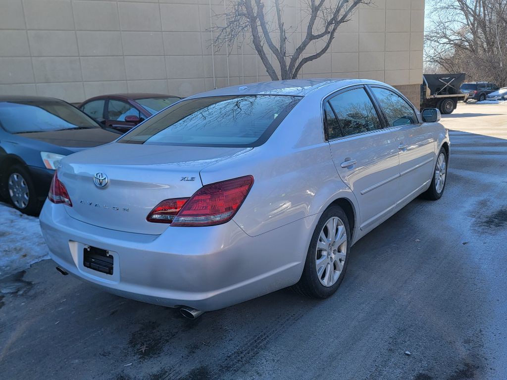 2009 Toyota Avalon Image 7