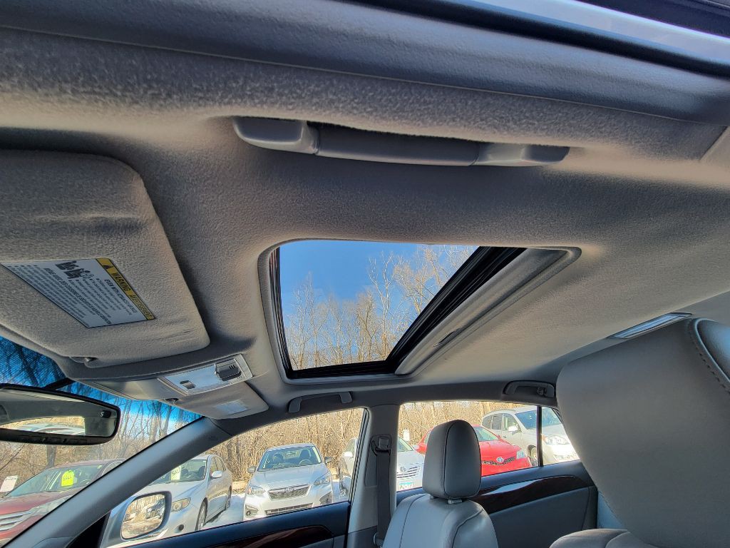 2009 Toyota Avalon Image 15