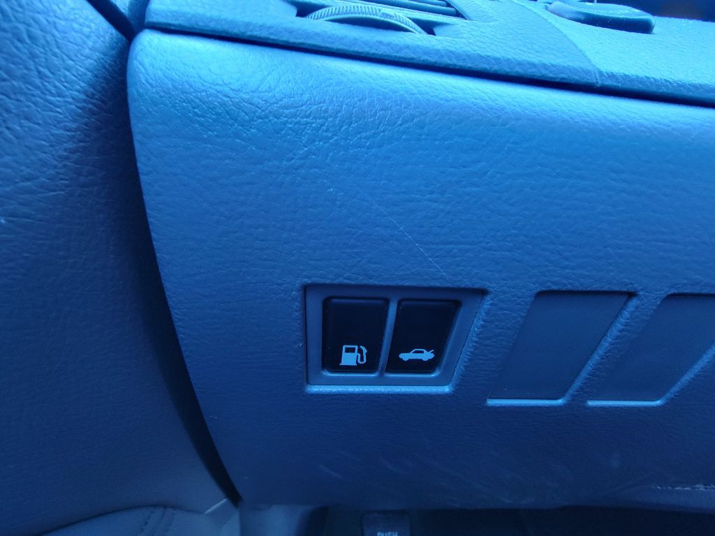 2009 Toyota Avalon Image 18