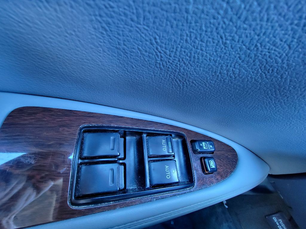 2009 Toyota Avalon Image 20