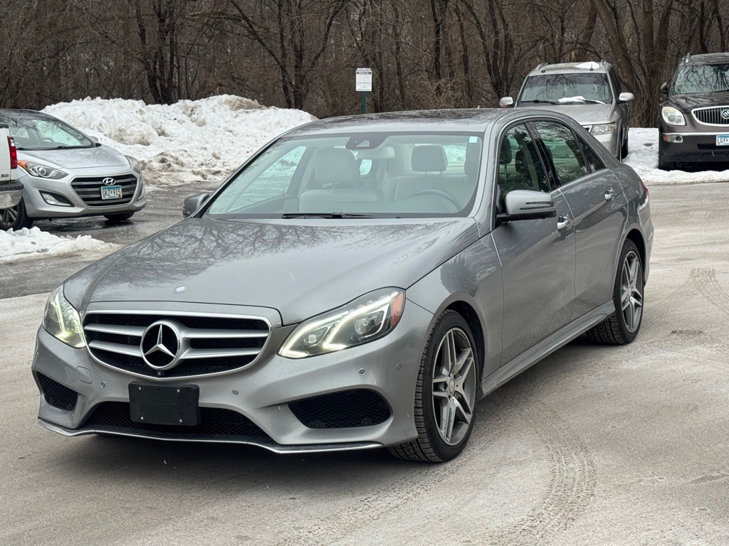 2015 Mercedes-Benz E-Class Image 1