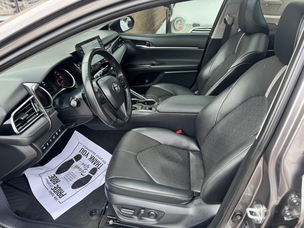 2023 Toyota Camry Image 12