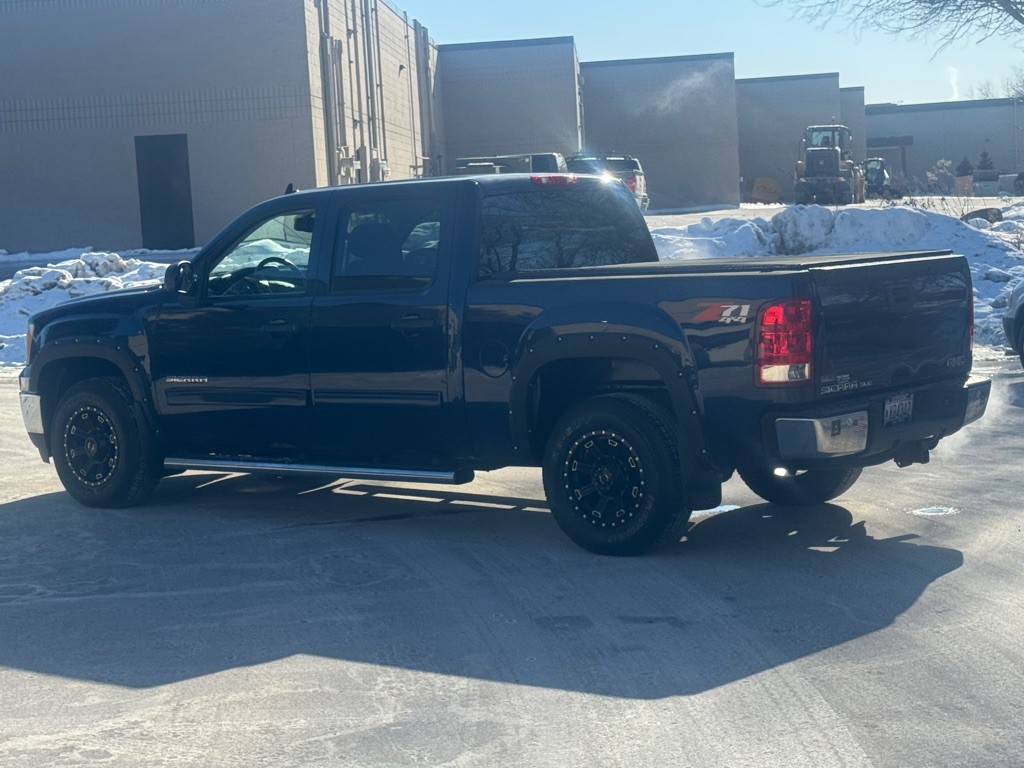 2011 GMC Sierra Image 8