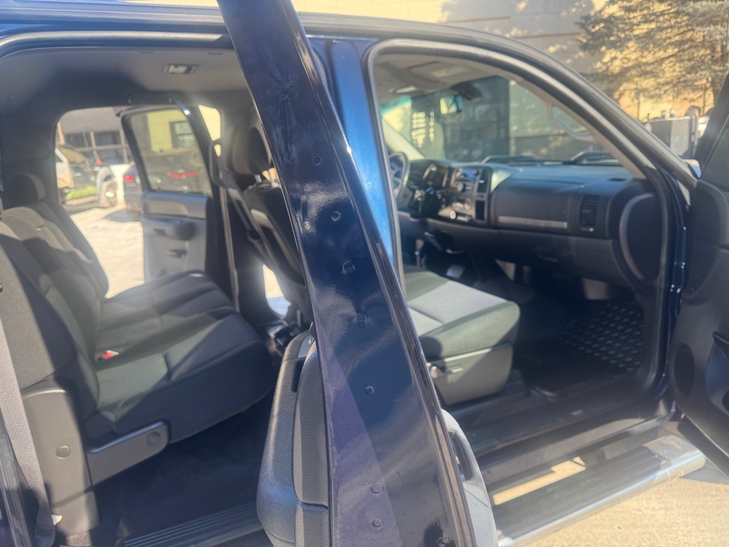 2011 GMC Sierra Image 9