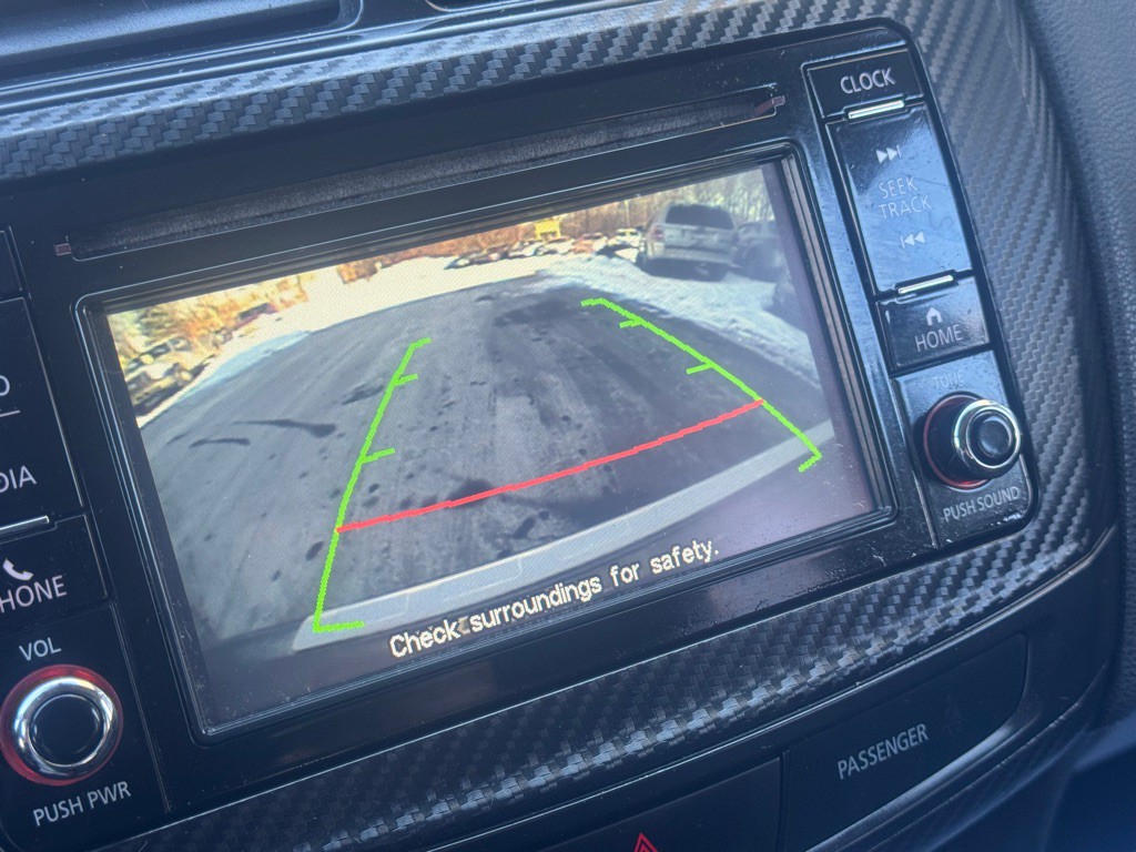 2017 Mitsubishi Outlander Image 8