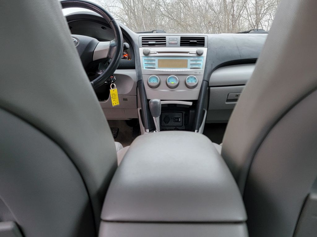 2009 Toyota Camry Image 11