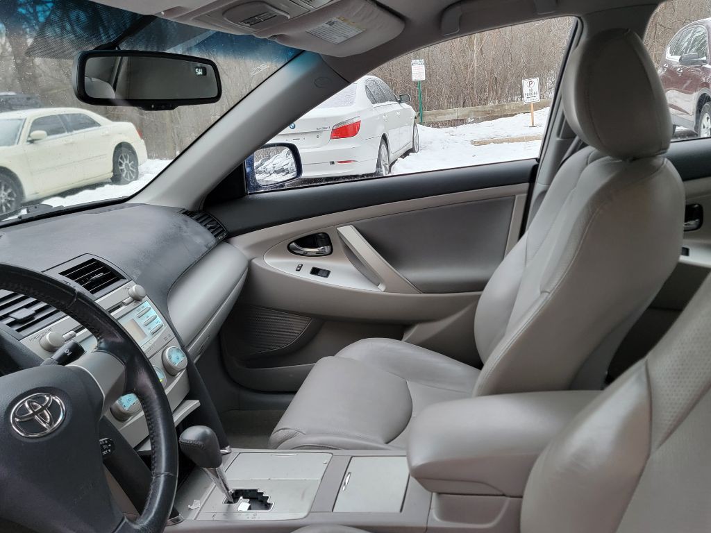 2009 Toyota Camry Image 14