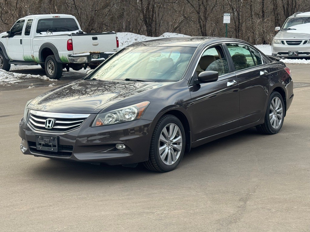 2011 Honda Accord Image 1