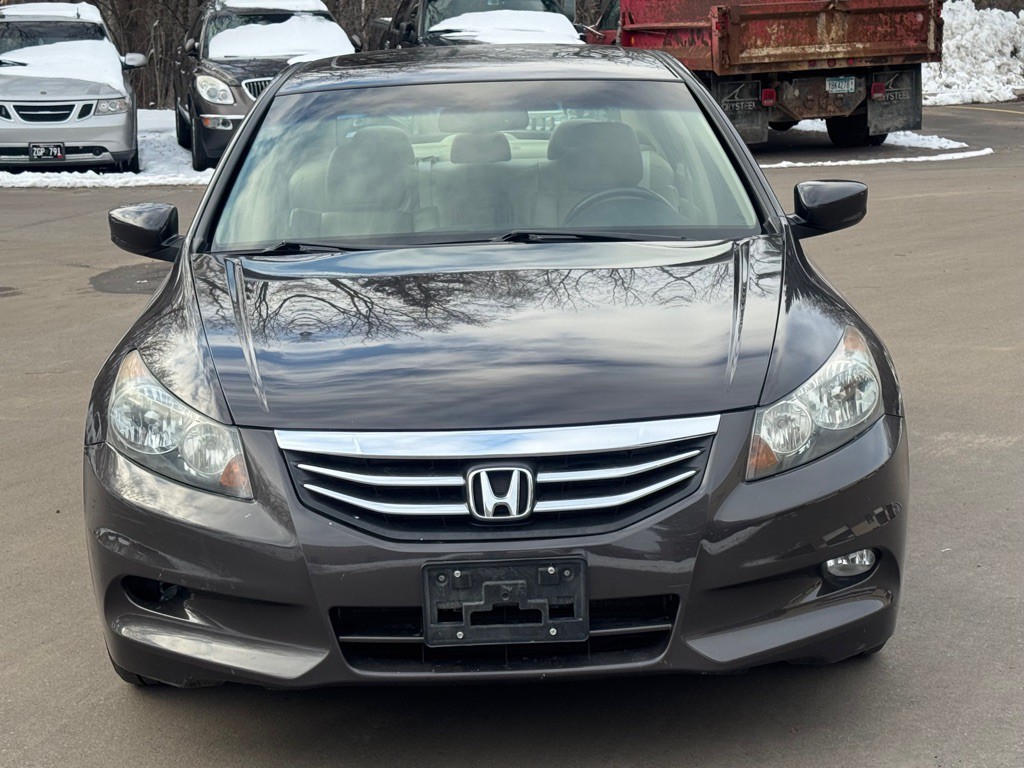 2011 Honda Accord Image 4