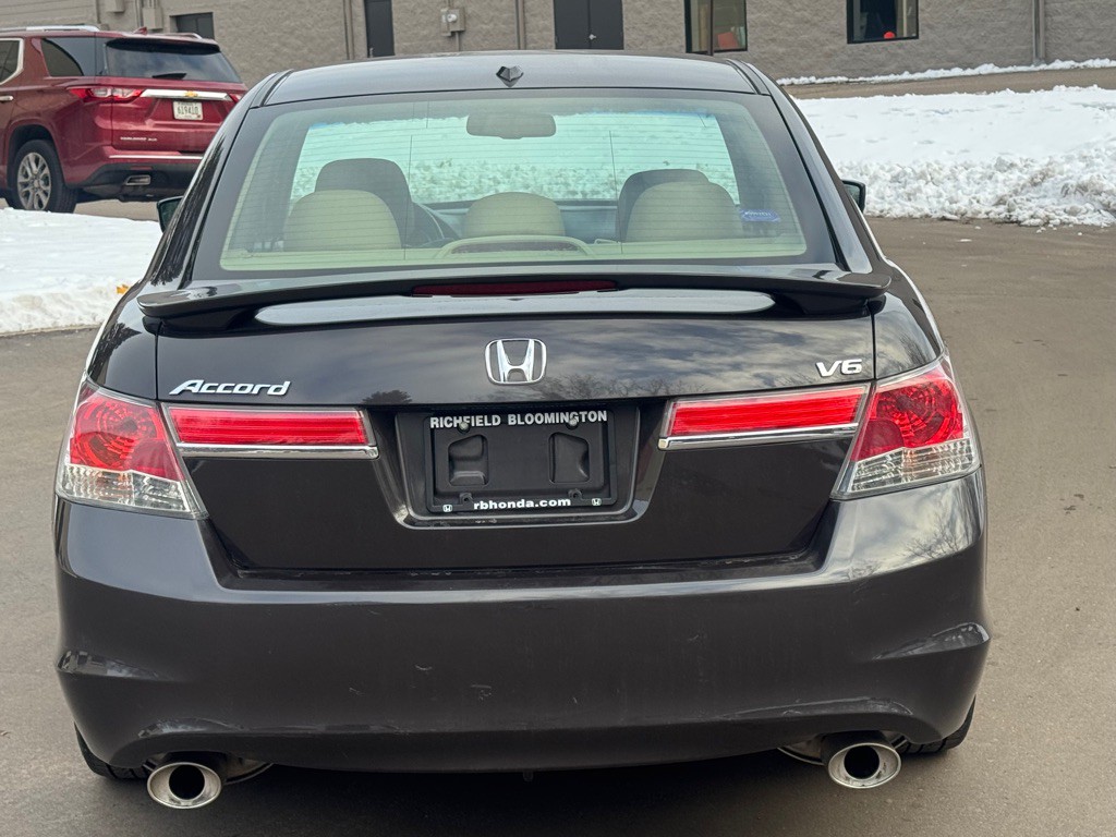 2011 Honda Accord Image 11