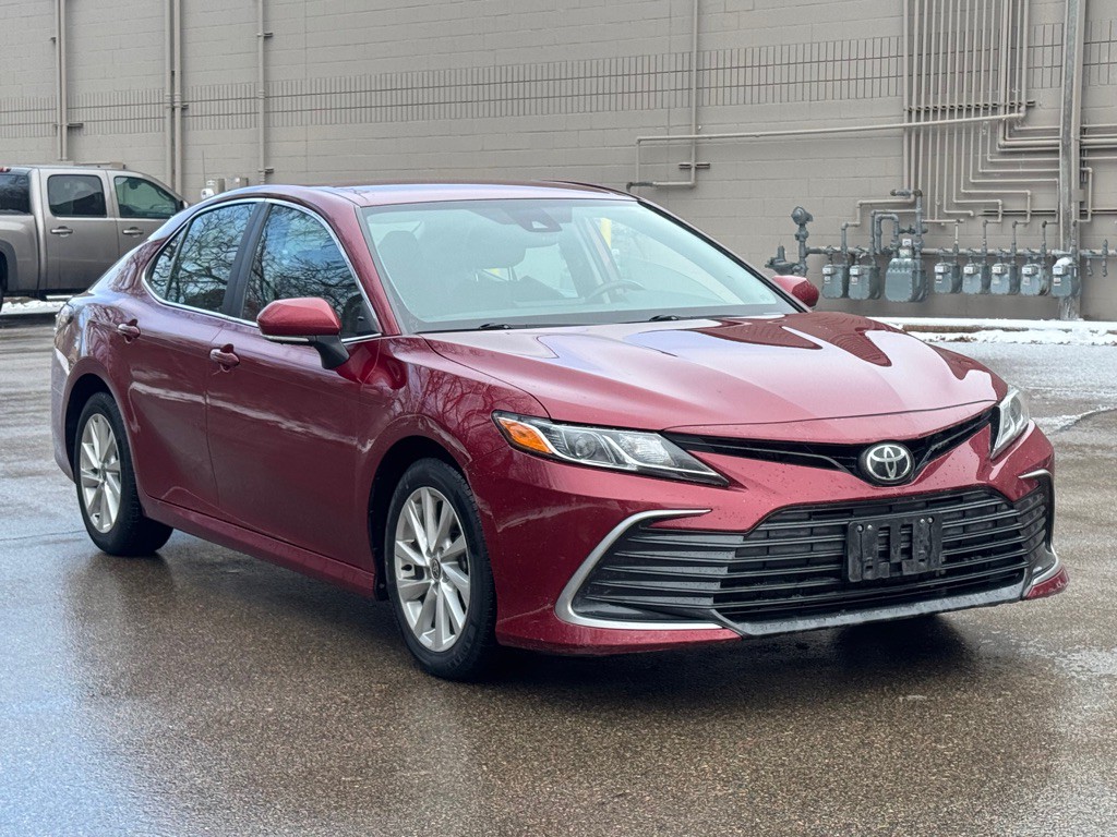 2021 Toyota Camry Image 1