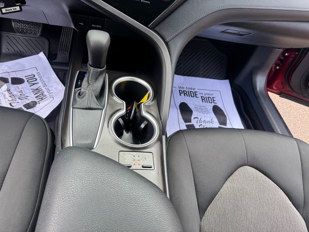 2021 Toyota Camry Image 9